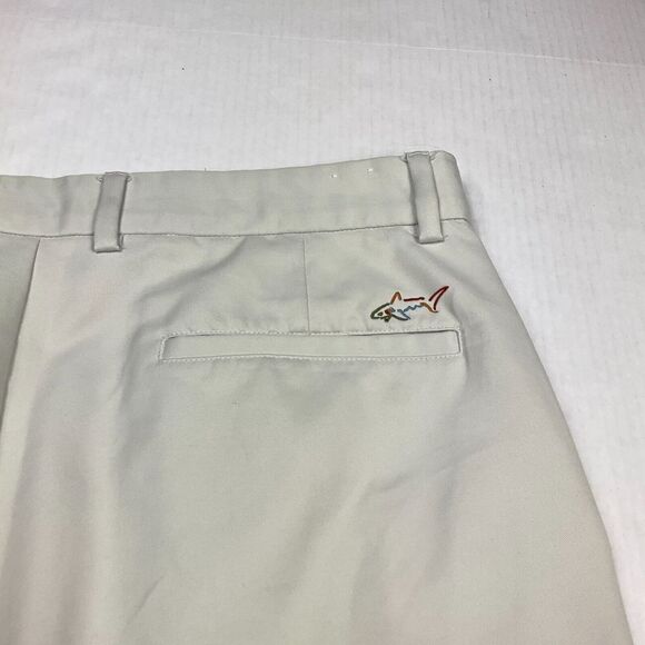Greg Norman Mens Golf Chino Shorts Gray Performance Flat Front Stretch Size 36 - Picture 8 of 9
